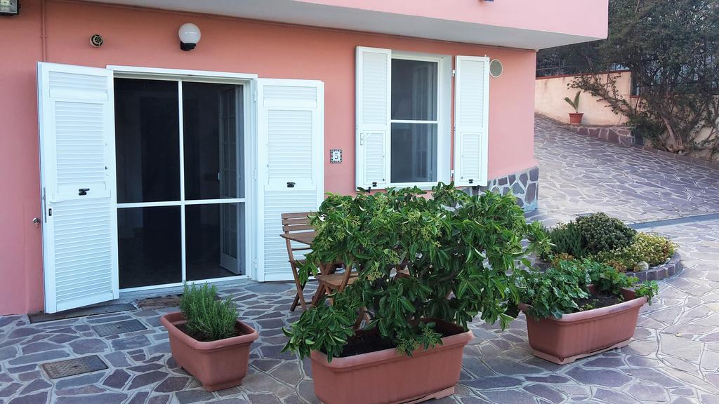 Azienda Agrituristica Villa Arianna Imperia Exterior foto